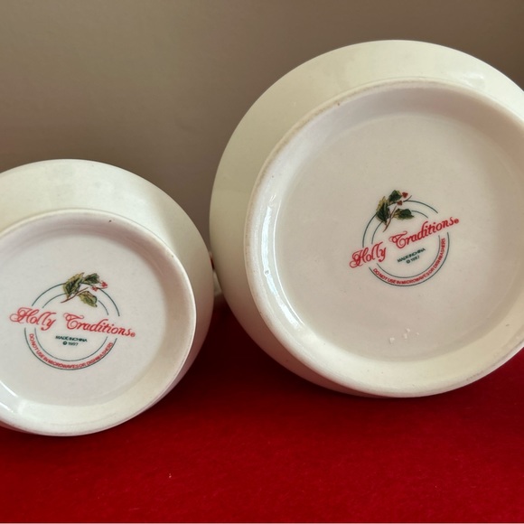 Holly Traditions Holly Pattern with Gold Trim Creamer and Sugar Bowl, Holiday - Picture 9 of 11